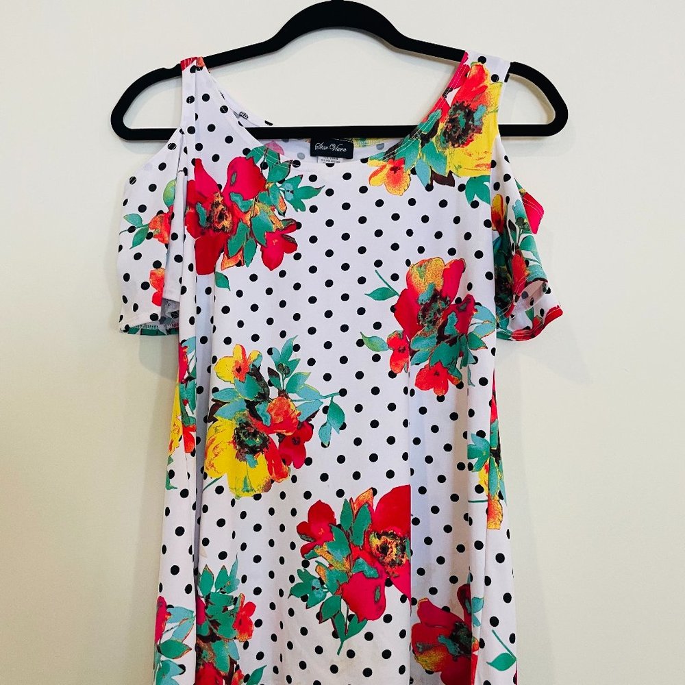 CUTE FLORAL POLKA DOT TOP